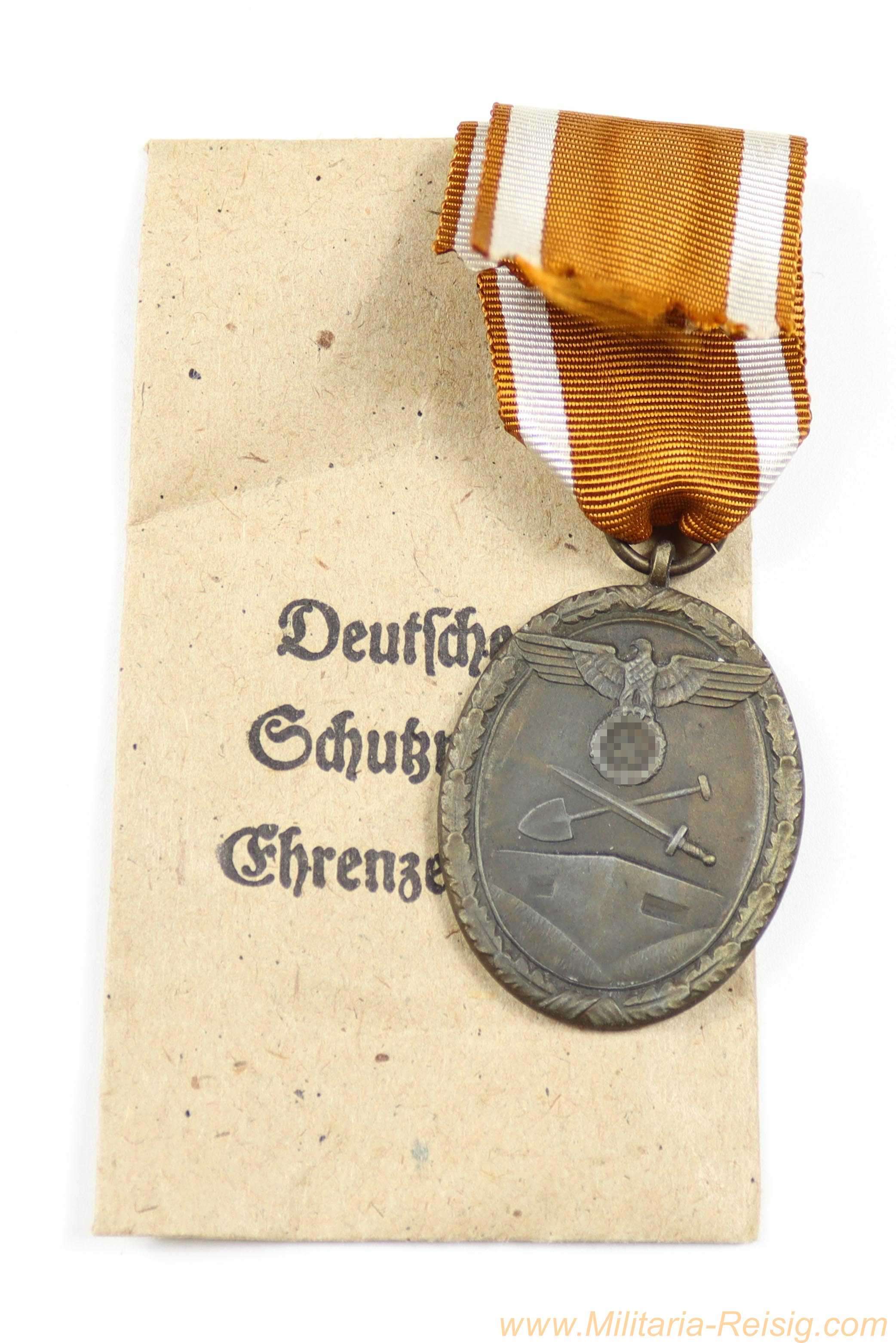 Schutzwall-Ehrenzeichen mit Verleihungstüte - Carl Poellath, Schrobenhausen