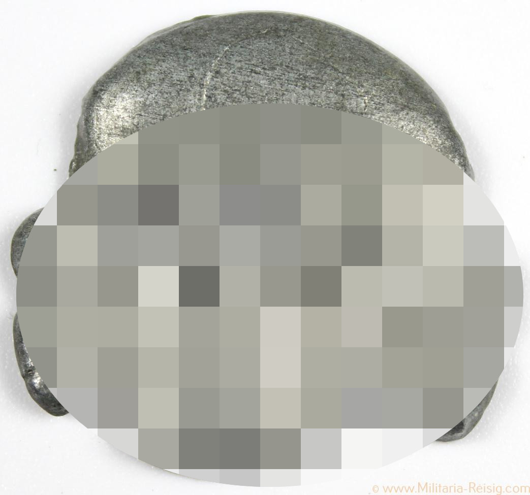 Totenkopf für eine SS Schirmmütze, Herst. Assmann