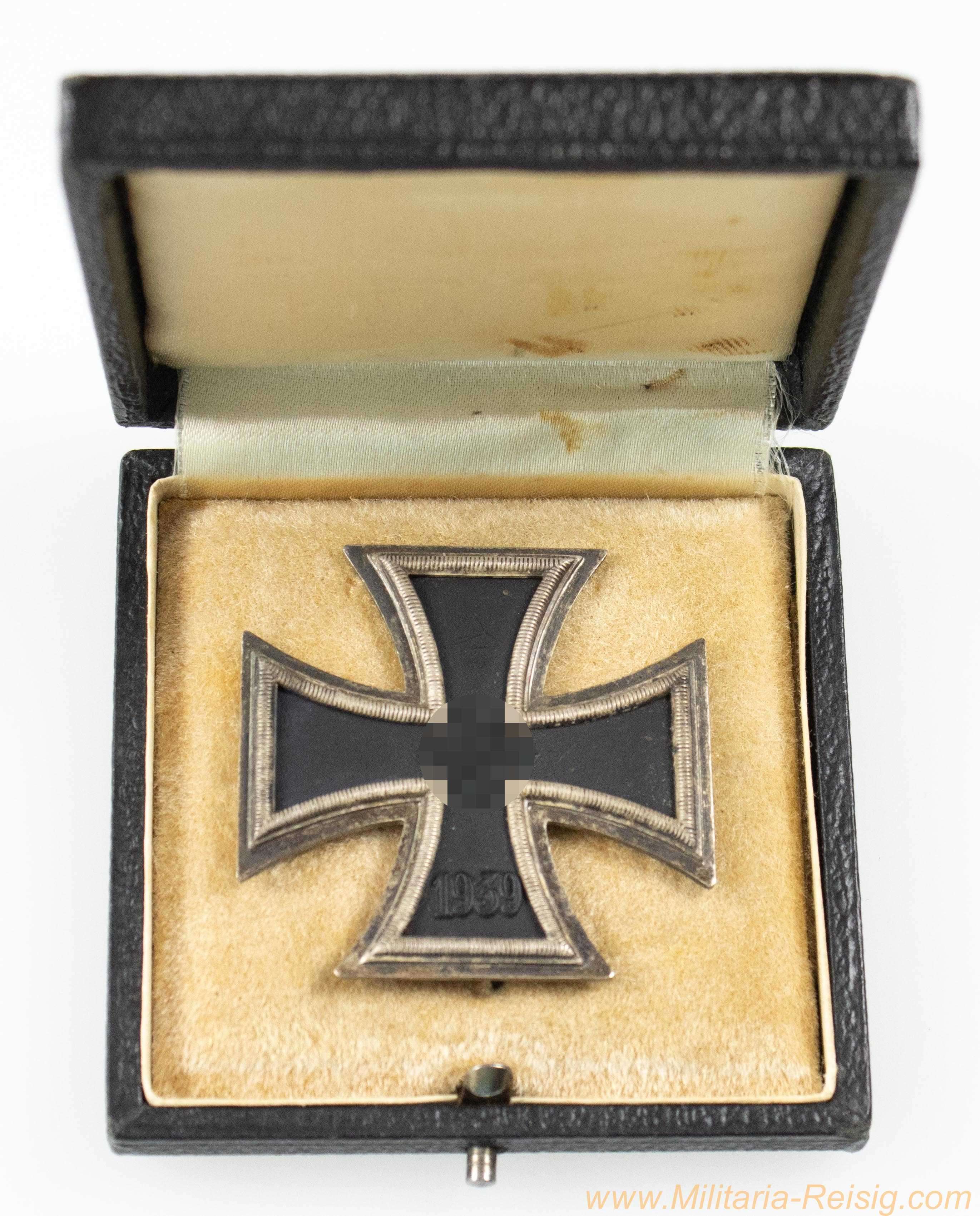 Eisernes Kreuz 1.Klasse 1939 im Etui, Hersteller L/52