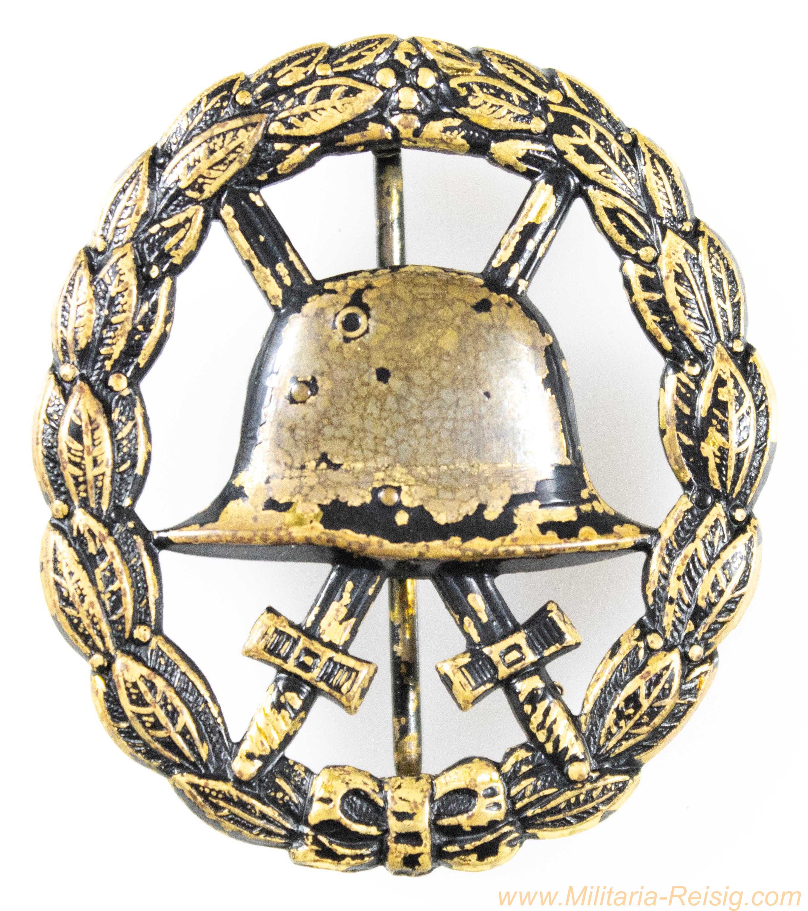 Verwundetenabzeichen in schwarz 1914, durchbrochen