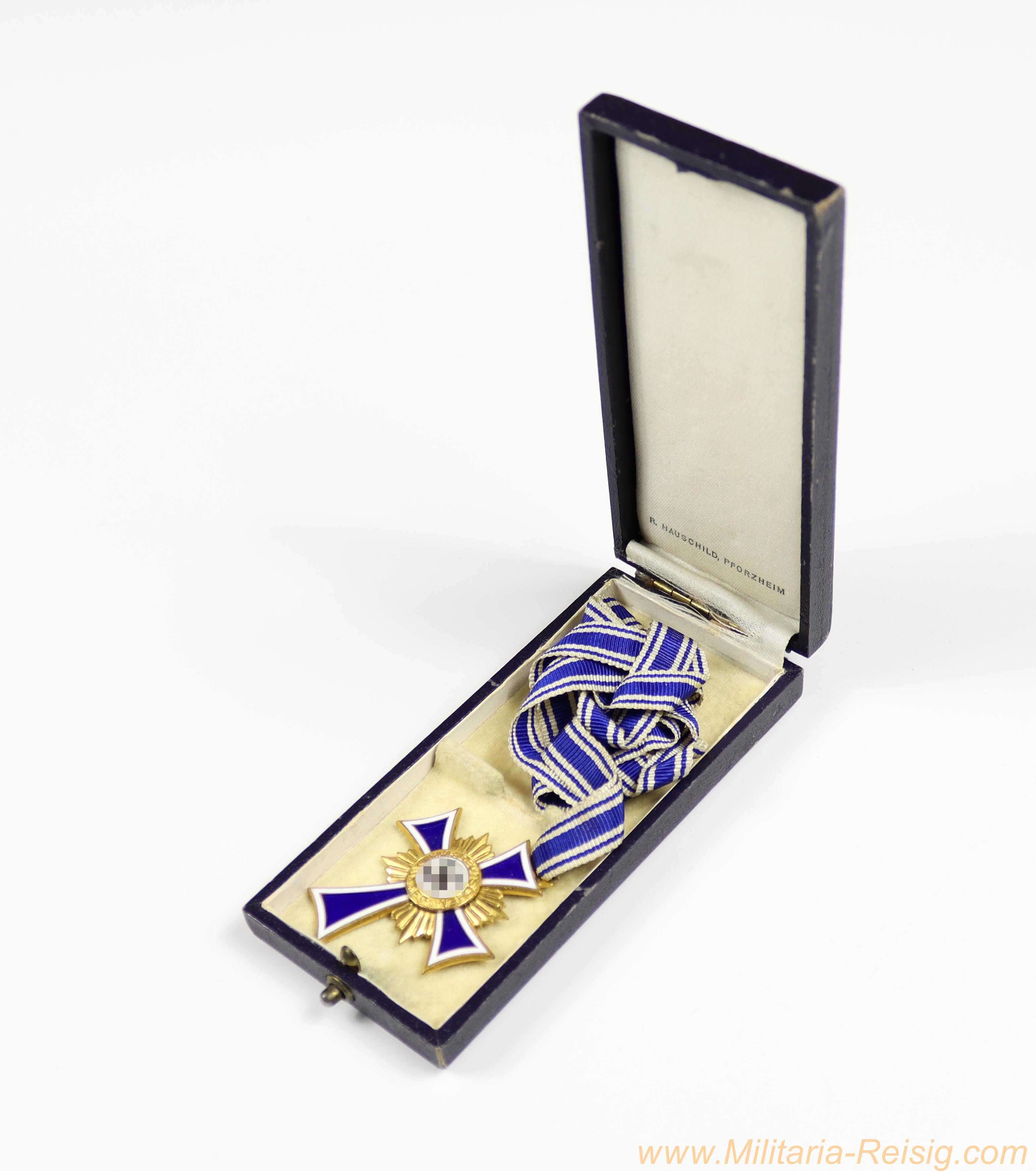 Mutterkreuz in Gold im Etui - Robert Hauschild, Pforzheim