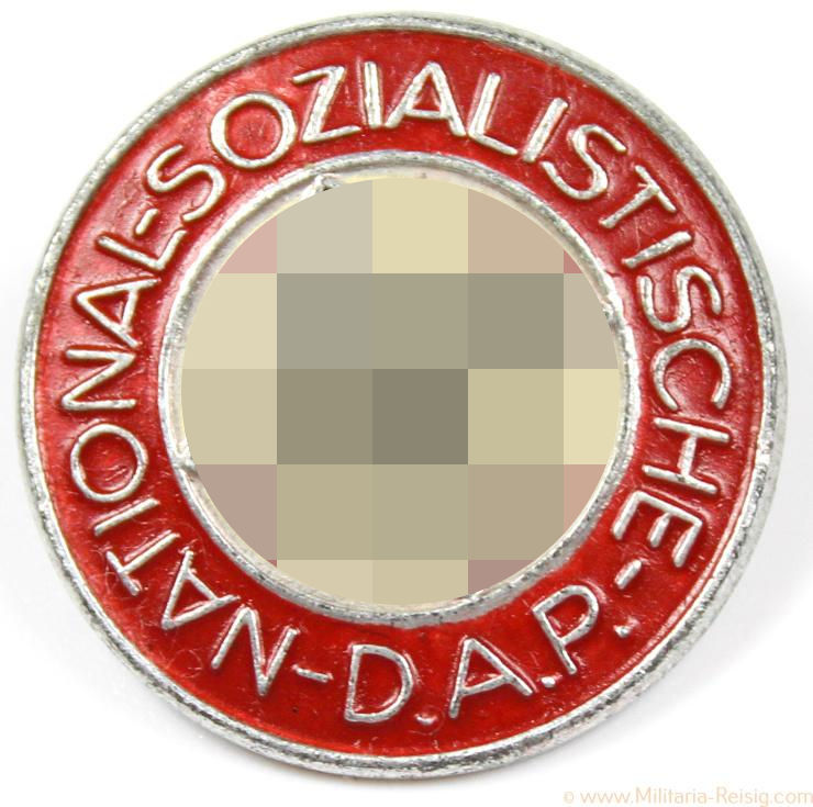 NSDAP Parteiabzeichen, Herst. RZM M1/105 (Hermann Aurich, Dresden)