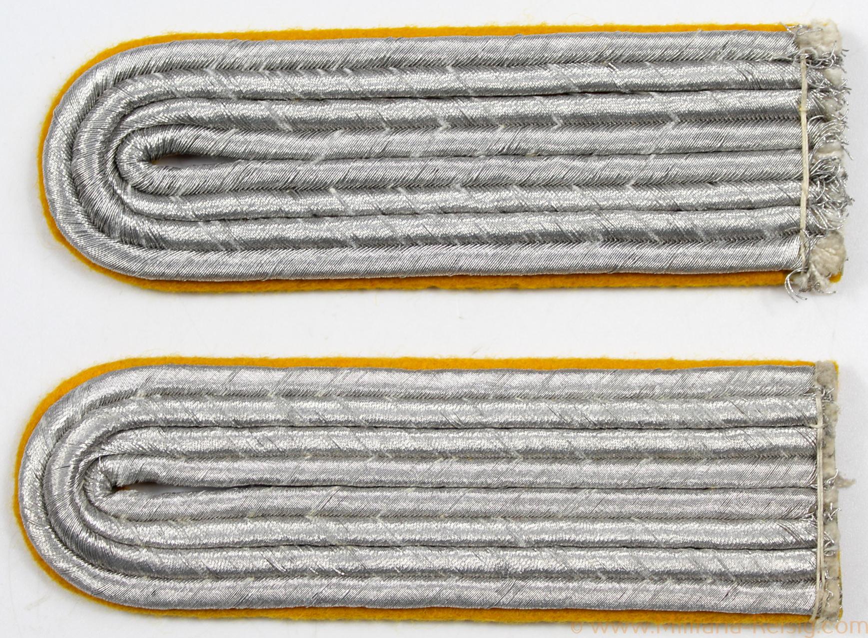 Luftwaffe - Paar Schulterklappen Leutnant des fliegenden Personal