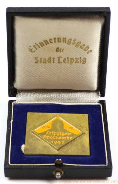 Veranstaltungsabzeichen im Etui "28.VI.-6.VII.1941 Leipziger Sportwoche 1941".