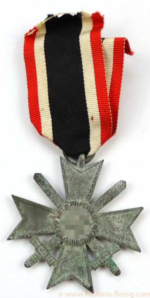 Kriegsverdienstkreuz mit Schwertern 2.Klasse 1939, Hersteller 135