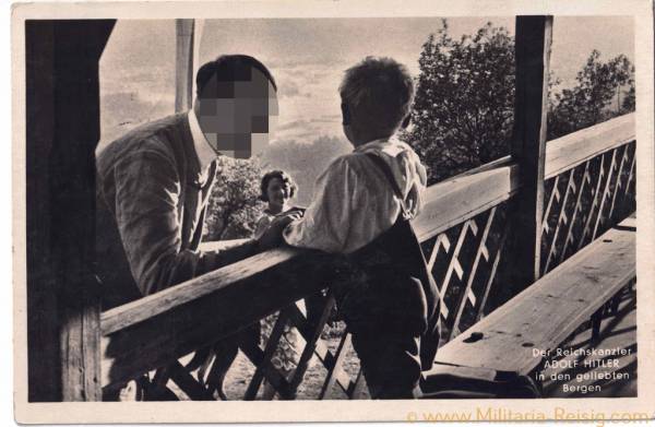 Postkarte "Der Reichskanzler Adolf Hitler in den geliebten Bergen"