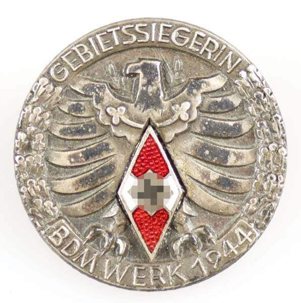 BDM-Werk Abzeichen der Gebietssiegerin in Silber 1944, Hersteller Carl Poellath, Schrobenhausen