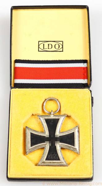 Eisernes Kreuz 2. Klasse 1939 im LDO-Etui, Hersteller L/11