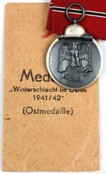 Ostmedaille mit Verleihungstüte, Hersteller Otto Zappe, Gablonz