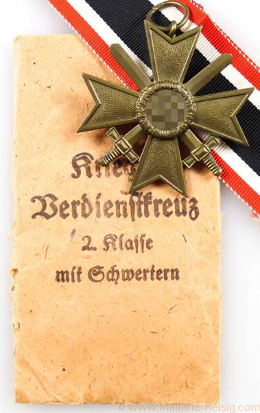 Kriegsverdienstkreuz mit Schwertern 2. Klasse 1939 mit Tüte, Hersteller 72