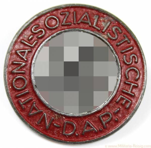 NSDAP Parteiabzeichen, Herst. RZM M1/42 (Kerbach & Israel, Dresden)