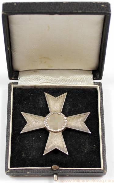 Kriegsverdienstkreuz 1.Klasse 1939 im Etui, Herst. 1 (Deschler & Sohn München)
