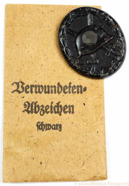 Verwundetenabzeichen in Schwarz mit Verleihungstüte, Hersteller 93, selten