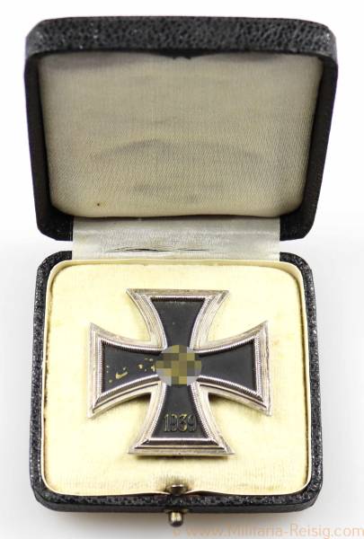 Eisernes Kreuz 1. Klasse 1939 mit Messingkern, Hersteller Friedrich Orth, Wien