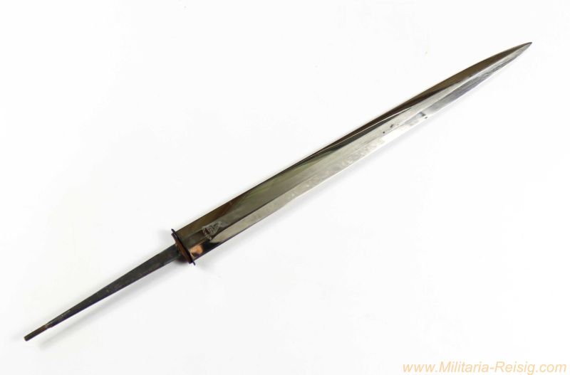 Klinge für einen Fliegerdolch / Borddolch – Hersteller SMF Solingen