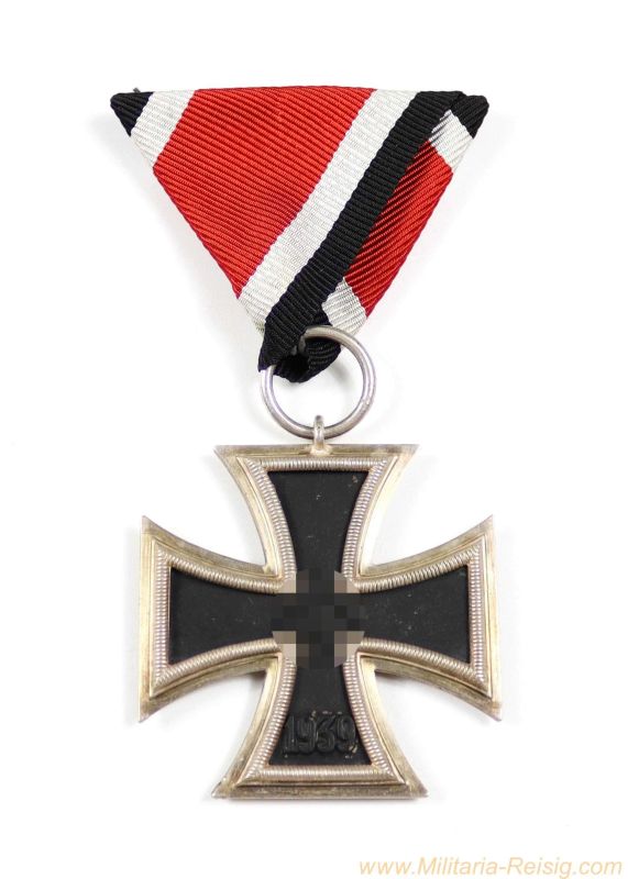 Eisernes Kreuz 2. Klasse 1939 am Dreiecksband, Hersteller "65" (Klein & Quenzer, Oberstein)